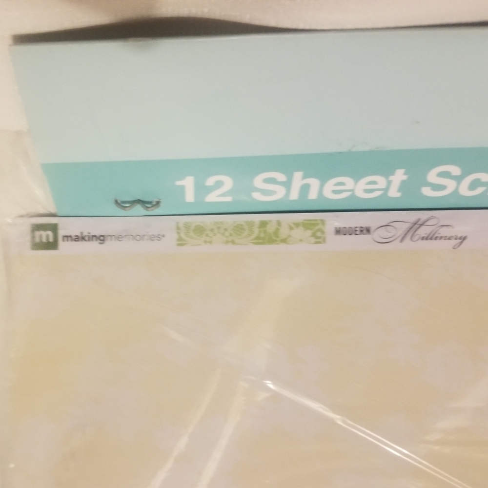 NWT 12 pack of 2 sided scrapbook paper - Picture 5 of 7